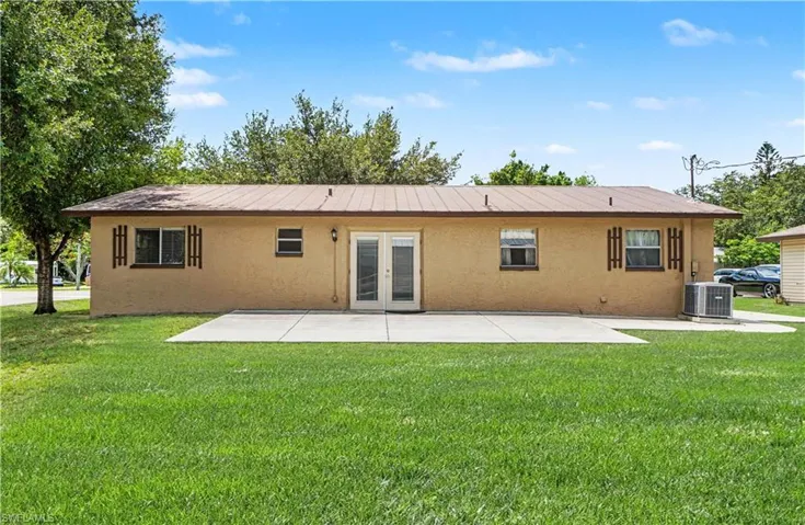 13044 Seventh St, Fort Myers, Florida 33905