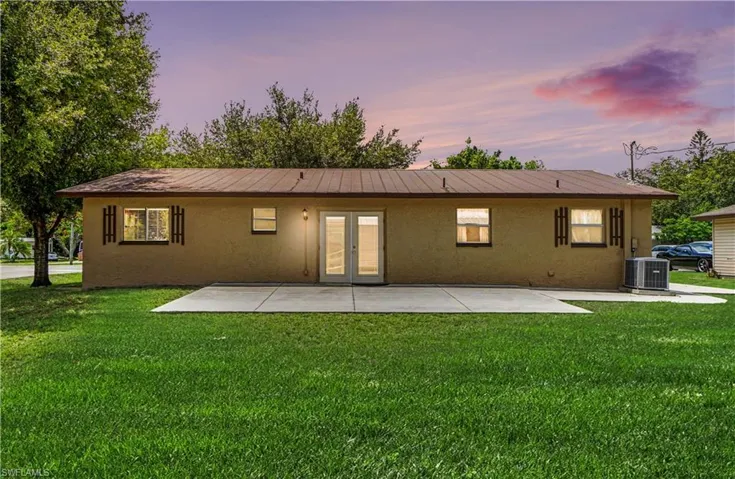 13044 Seventh St, Fort Myers, Florida 33905