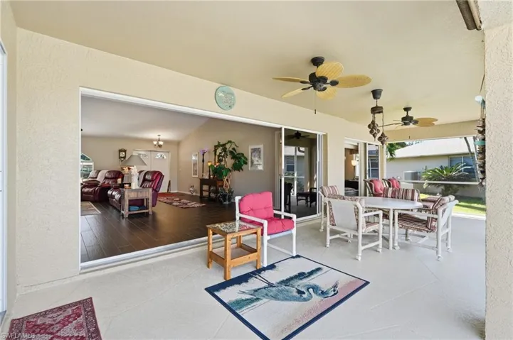 8867 Staghorn Way, Fort Myers, Florida 33908
