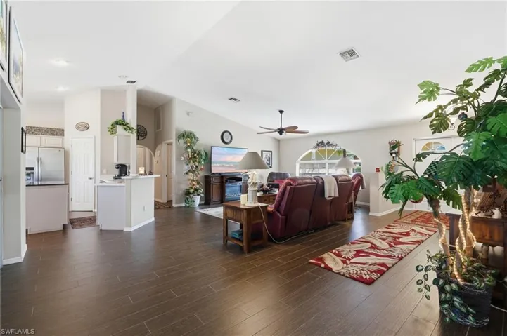 8867 Staghorn Way, Fort Myers, Florida 33908