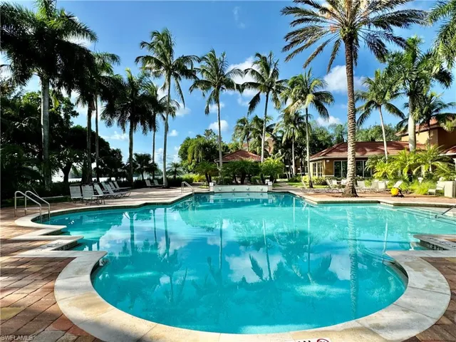 1200  Reserve  WAY, Naples, FL 34105