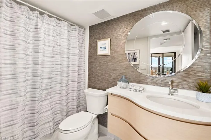 6000  PELICAN BAY  BLVD, Naples, FL 34108