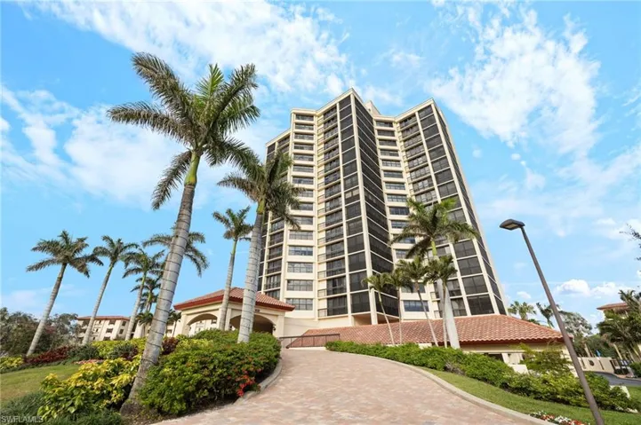 6000  PELICAN BAY  BLVD, Naples, FL 34108