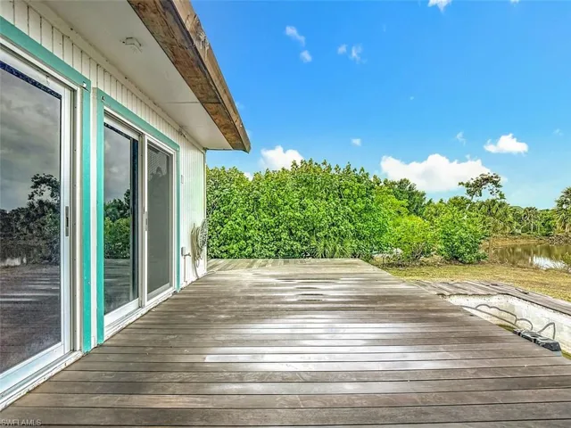 497 Lake Murex Cir, Sanibel, Florida 33957