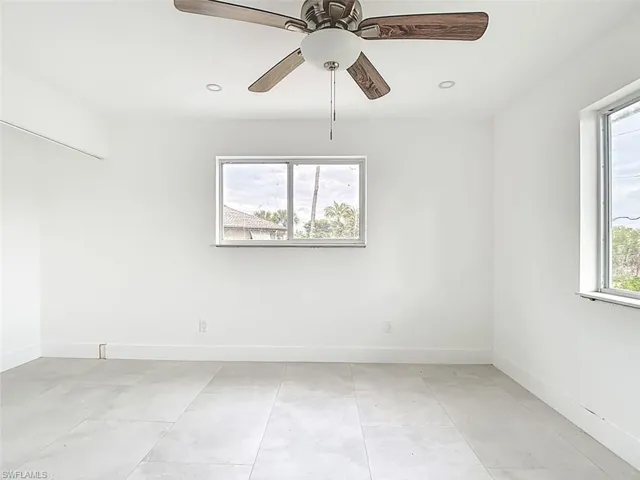 497 Lake Murex Cir, Sanibel, Florida 33957