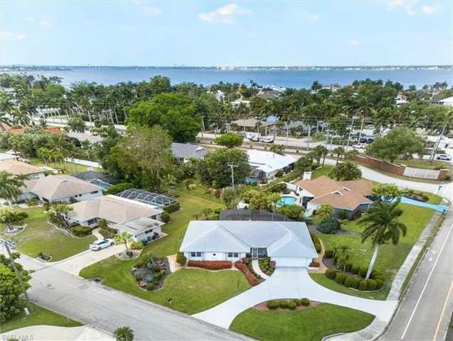 5148 Fairfield Dr, Fort Myers, Florida 33919
