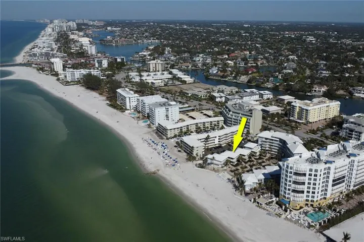 1851  Gulf Shore N BLVD, Naples, FL 34102
