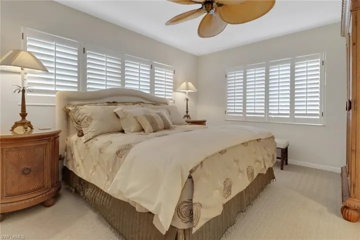 1851  Gulf Shore N BLVD, Naples, FL 34102