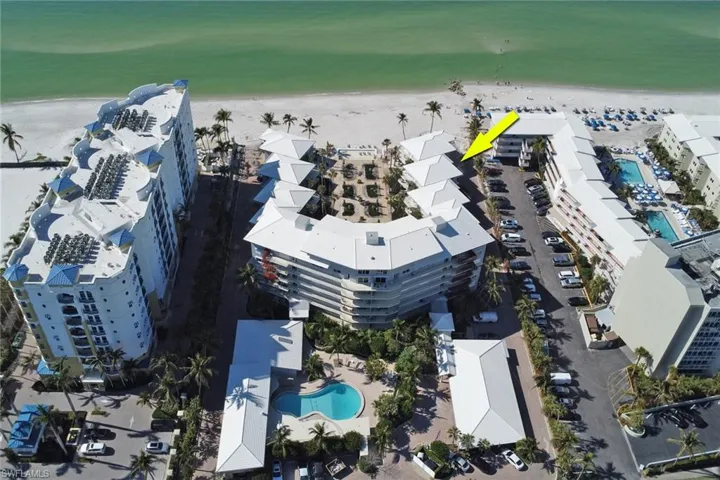 1851  Gulf Shore N BLVD, Naples, FL 34102