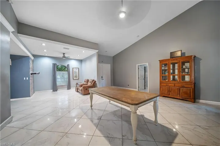 810  Mc Arthur  AVE, Lehigh Acres, FL 33936