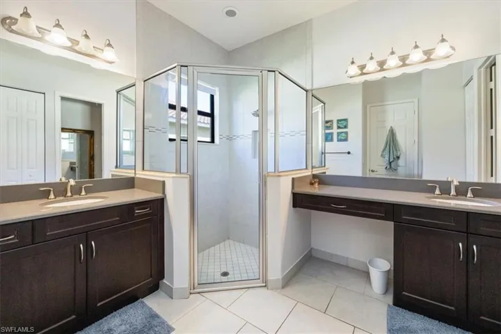 13549  Coronado  DR, Naples, FL 34109