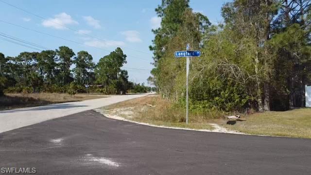 747 Holmes AVE, LEHIGH ACRES FL 33974