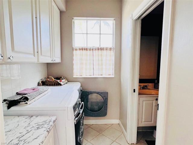 5321  Cove  CIR, NAPLES, FL 34119