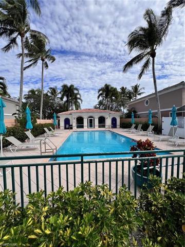 5321  Cove  CIR, NAPLES, FL 34119