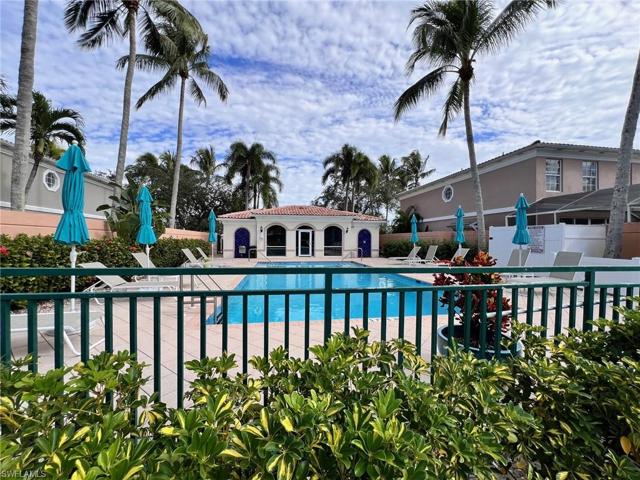 5321  Cove  CIR, NAPLES, FL 34119