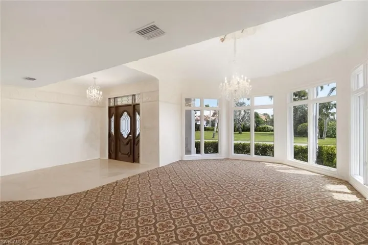 1535 Dolphin Ln, Naples, Florida 34102