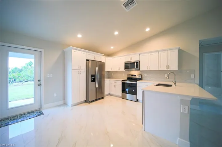 The Kitchen Comes With Tiled Backsplash, Granite Countertops, Ceiling To Floor Pantry, Stainless Steel Appliances With Stainless Steel Finishes, A Kitchen Peninsula That Seats 3 To 4 People Comfortably, Stainless Steel Sink, And Soft Touch Real White Wood Cabinets And Drawers!