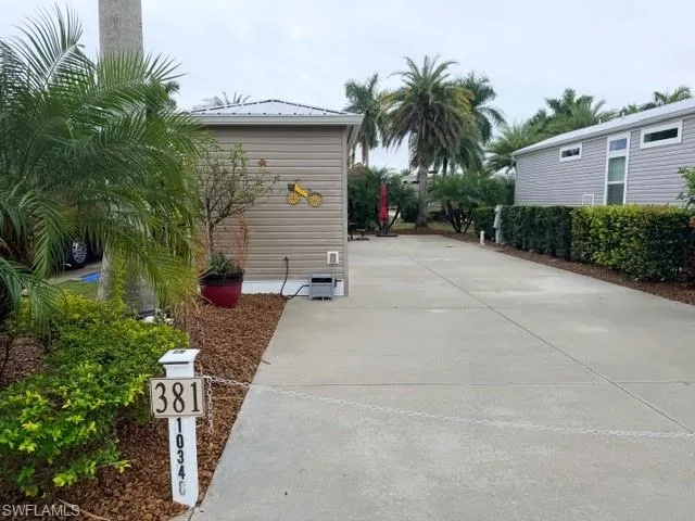 10348 Prairie Iris Trl, Fort Myers, Florida 33905