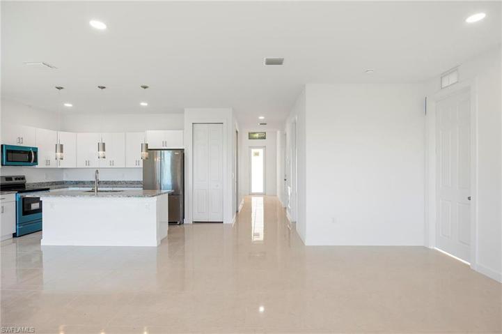 9002 E Castle  CIR, LABELLE, FL 33935