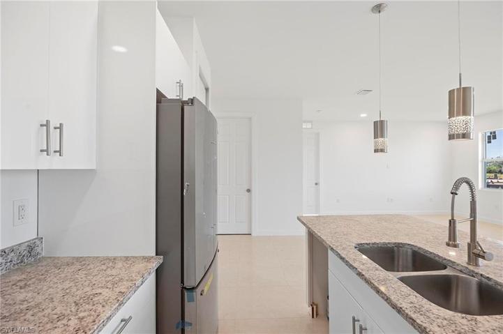9002 E Castle  CIR, LABELLE, FL 33935