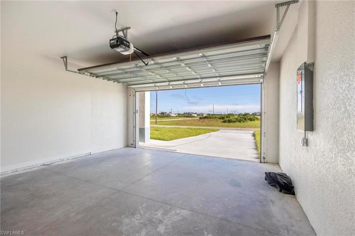 9002 E Castle  CIR, LABELLE, FL 33935