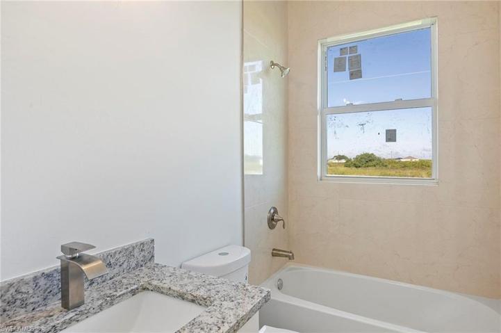 9002 E Castle  CIR, LABELLE, FL 33935