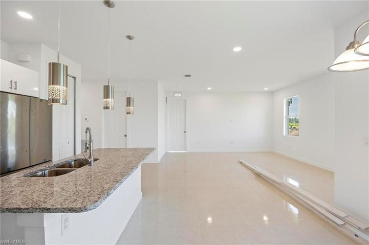 9002 E Castle  CIR, LABELLE, FL 33935