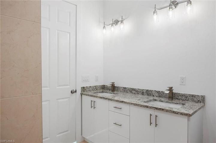 9002 E Castle  CIR, LABELLE, FL 33935