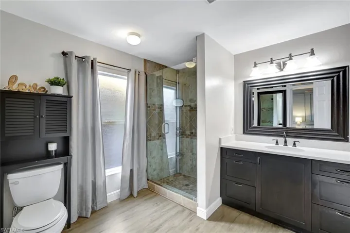 231 16th St Ne, Naples, Florida 34120