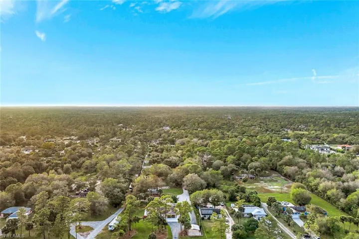 231 16th St Ne, Naples, Florida 34120