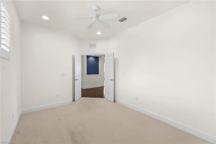15209  Butler Lake  DR, Naples, FL 34109