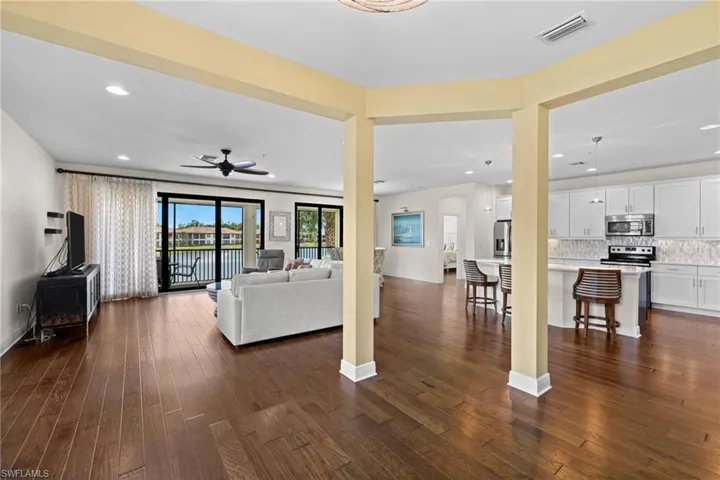 15209  Butler Lake  DR, Naples, FL 34109