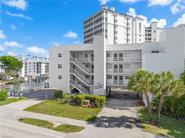 377 Vanderbilt Beach Rd 102, Naples, Florida 34108