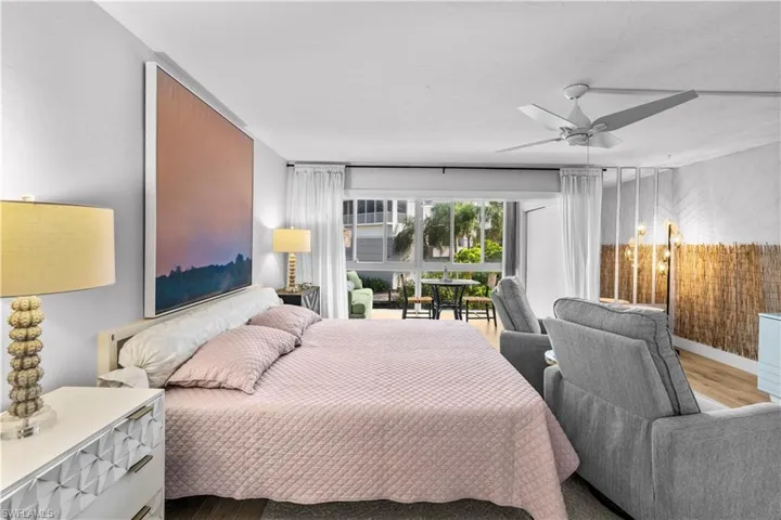 377 Vanderbilt Beach Rd 102, Naples, Florida 34108