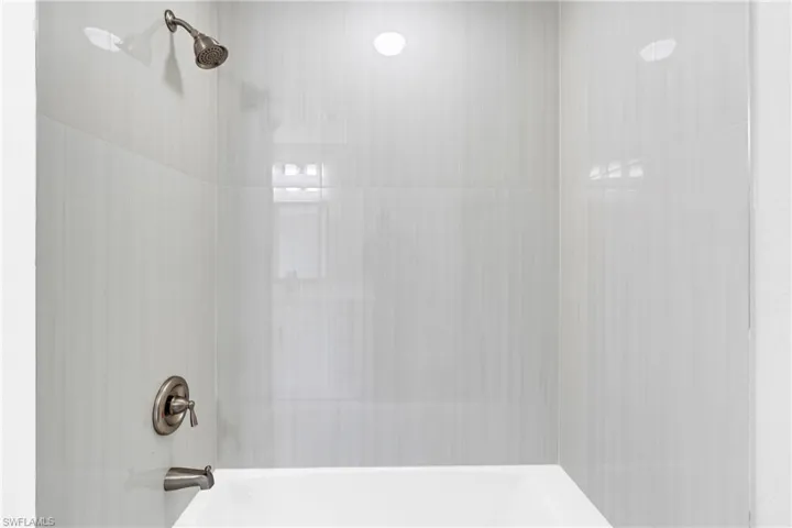 7057 Brazil Cir, Labelle, Florida 33935