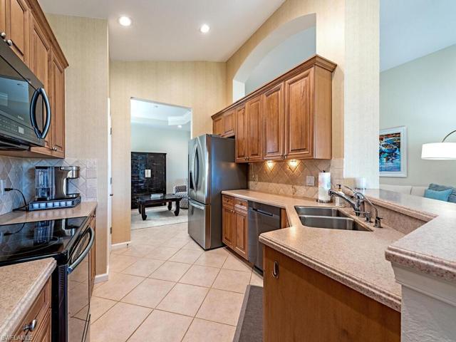 The bar area is a perfect location for appetizers while your guest mingle throughout your home.
