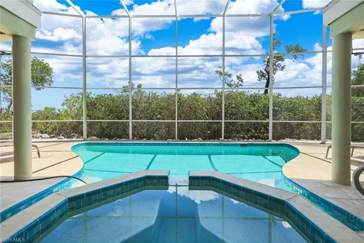 21500 – 21504 Indian Bayou Dr, Fort Myers Beach, Florida 33931