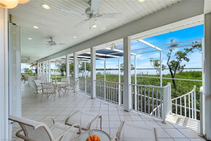 21500 – 21504 Indian Bayou Dr, Fort Myers Beach, Florida 33931