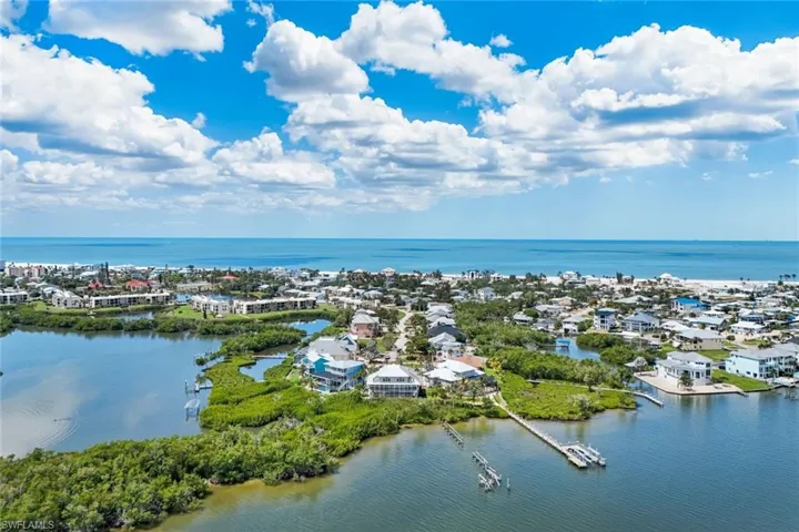 21500 – 21504 Indian Bayou Dr, Fort Myers Beach, Florida 33931