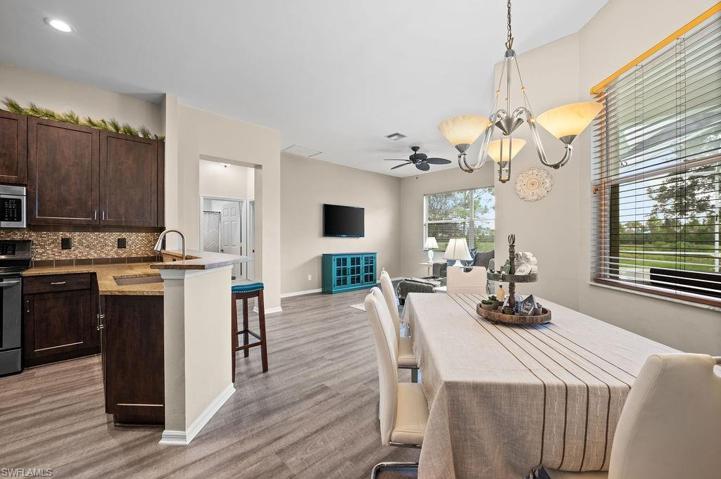 Dinette,Family Room , Kitchen