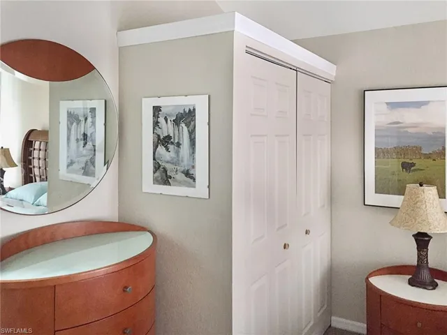 5460- Master Bedroom Upstairs-