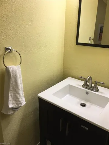 5462-Bathroom - First Floor