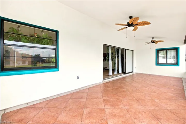 28 Ne 19th Ct, Cape Coral, Florida 33909