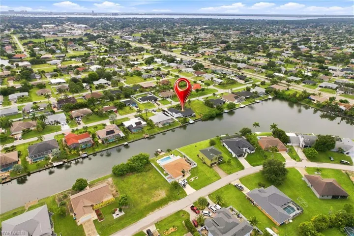 28 Ne 19th Ct, Cape Coral, Florida 33909
