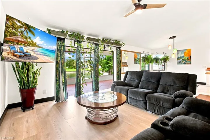 28 Ne 19th Ct, Cape Coral, Florida 33909