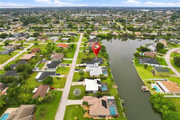 28 Ne 19th Ct, Cape Coral, Florida 33909