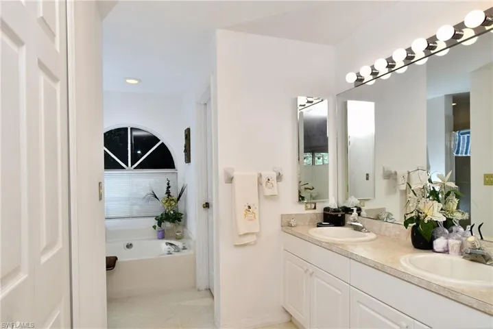 712 Fargo Dr, Fort Myers, Florida 33913