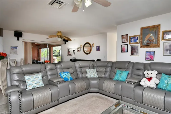 712 Fargo Dr, Fort Myers, Florida 33913