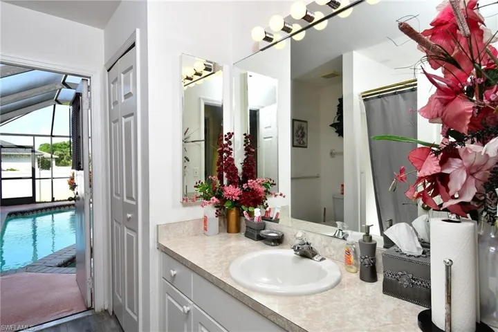 712 Fargo Dr, Fort Myers, Florida 33913