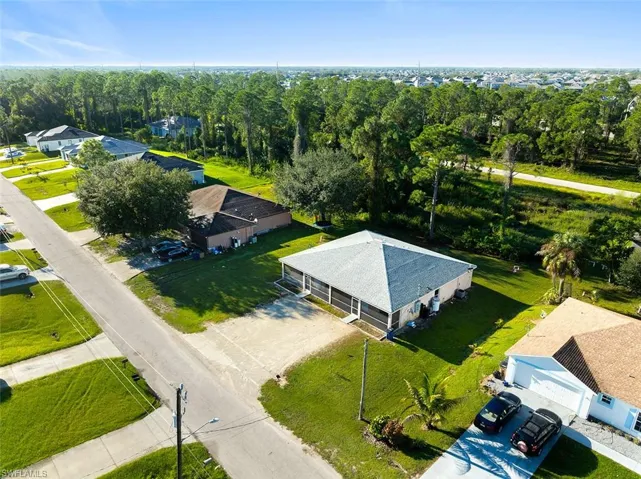Bird's eye view of a heavily wooded area